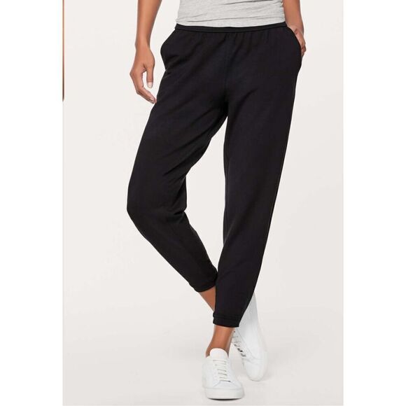 Lululemon Twisted & Tucked Pant 25" In Black - Picture 4 of 13